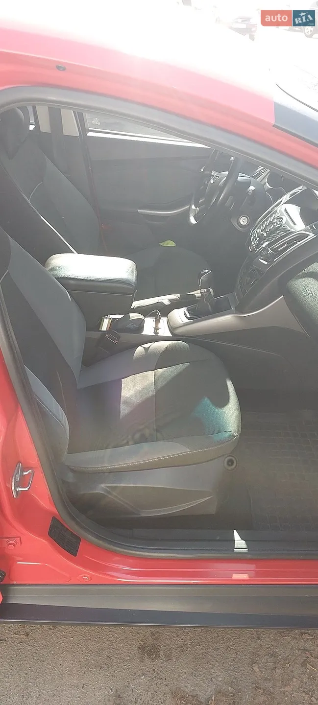 2011 Ford Focus - мініатюра 22