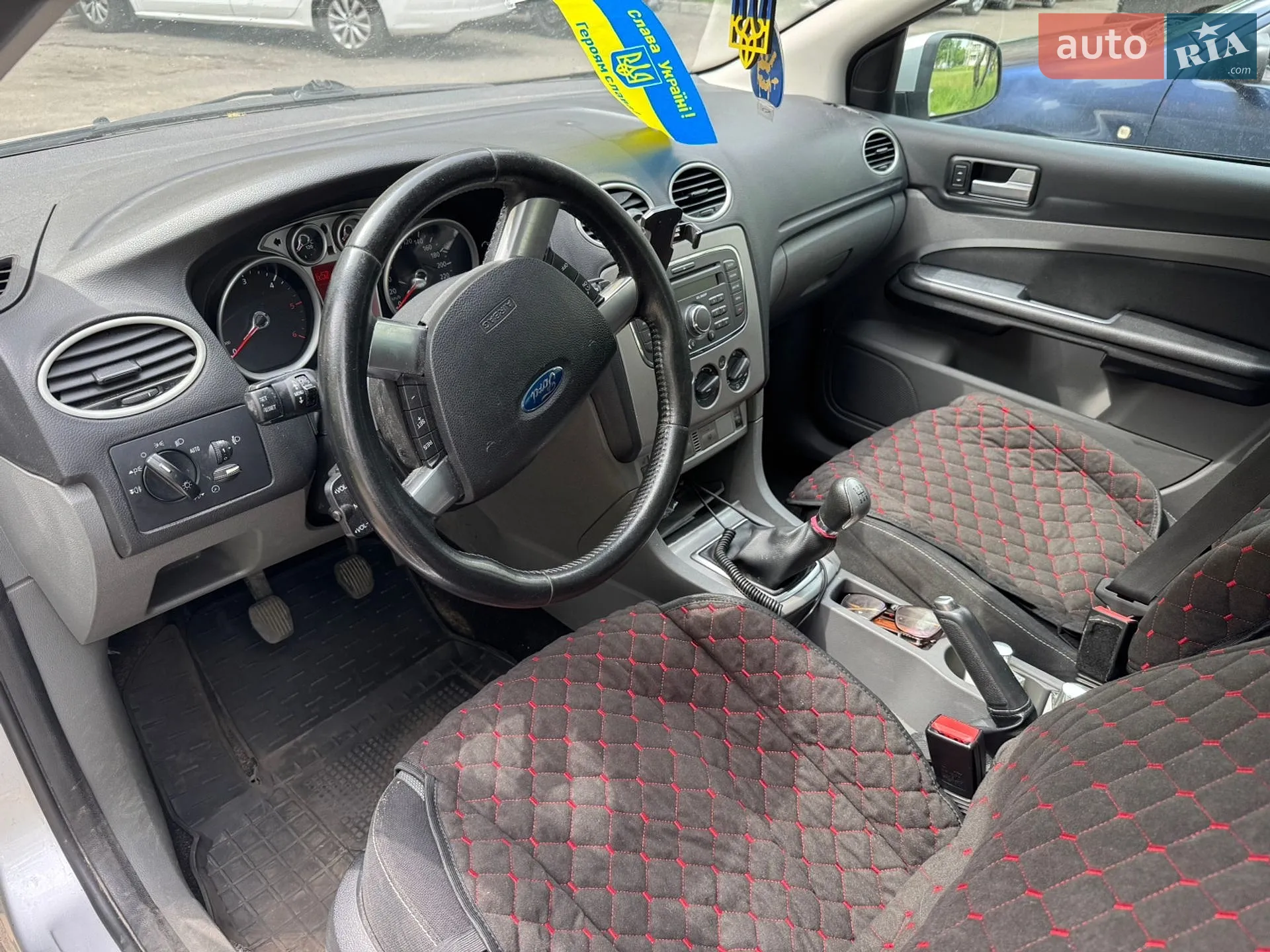 2010 Ford Focus - мініатюра 8