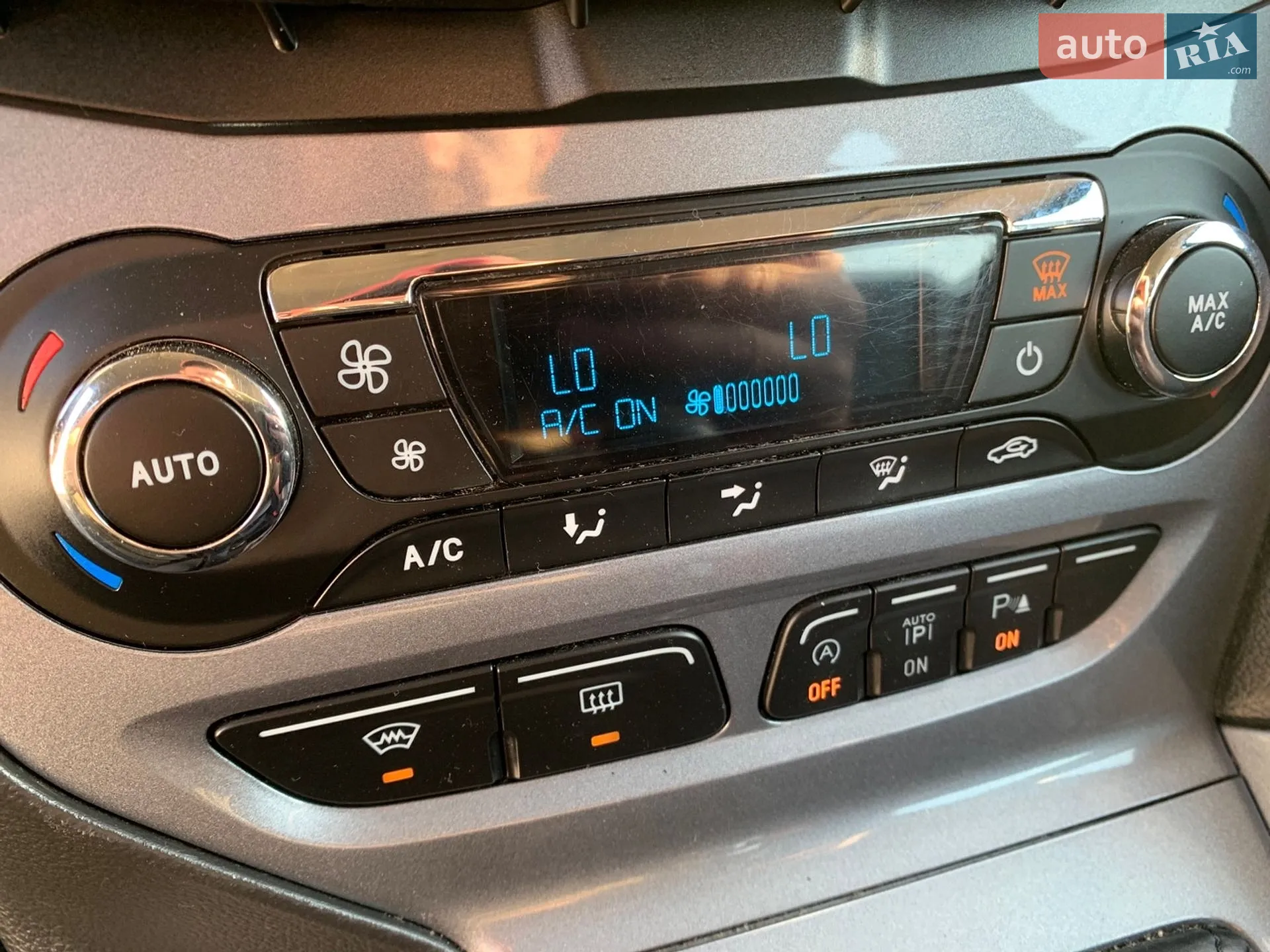 2012 Ford Focus - мініатюра 36