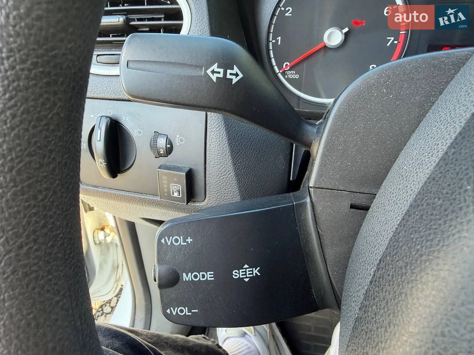 2011 Ford Focus - мініатюра 13