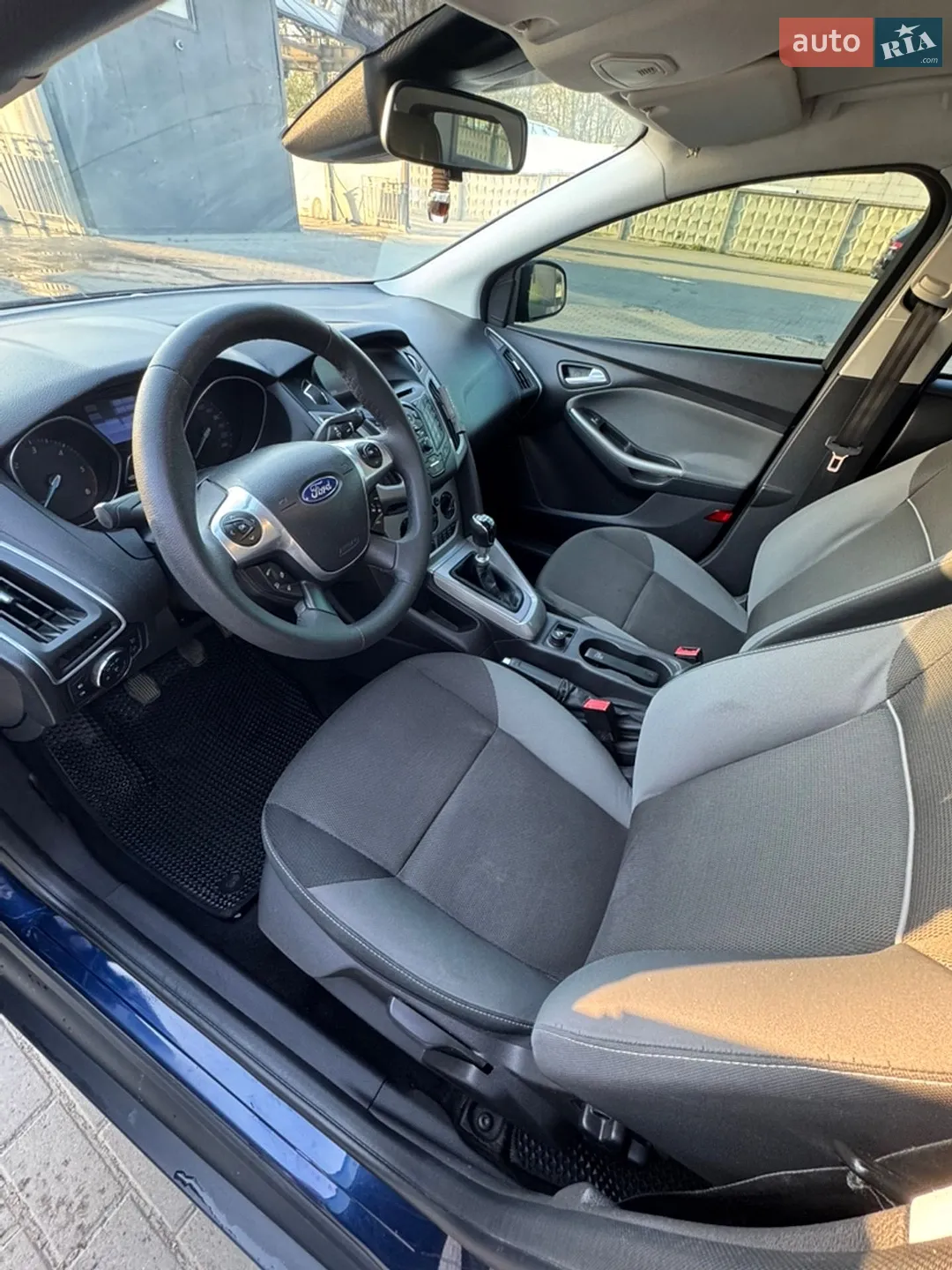 2011 Ford Focus - мініатюра 15