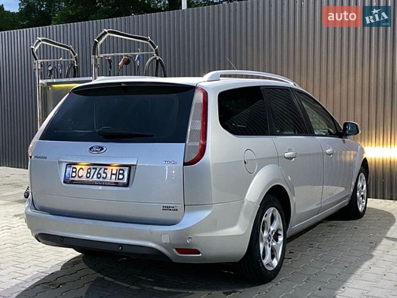 Ford Focus 2010 Ford Focus 2010