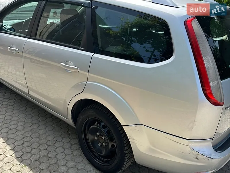 Ford Focus 2010 VIN WF0SXXGCDSAB24008 фото оголошення 4 з 61