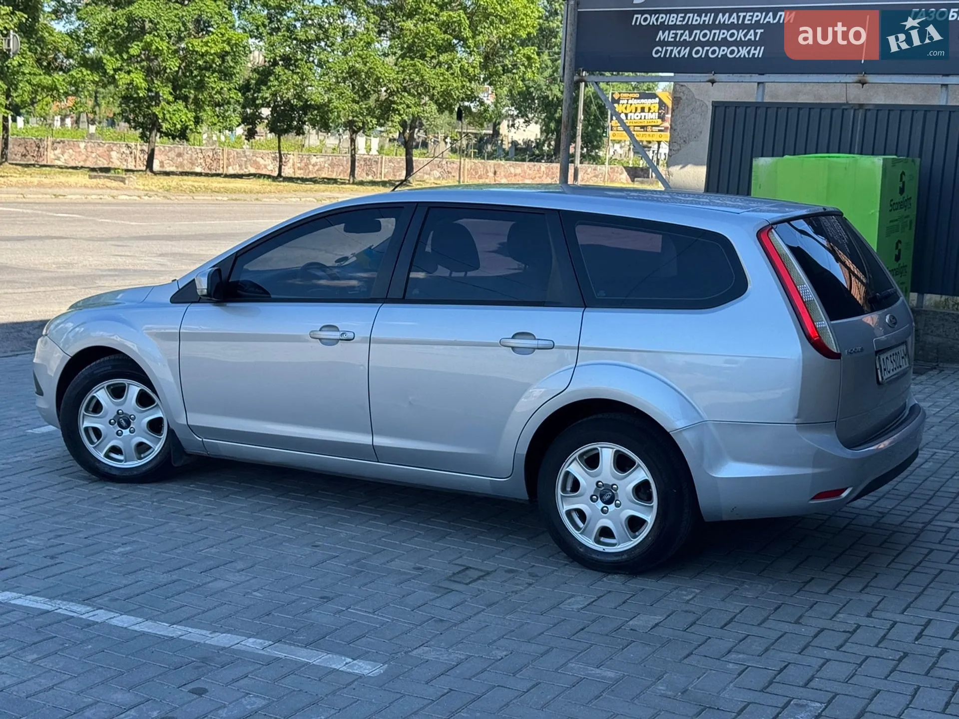 2010 Ford Focus - мініатюра 6