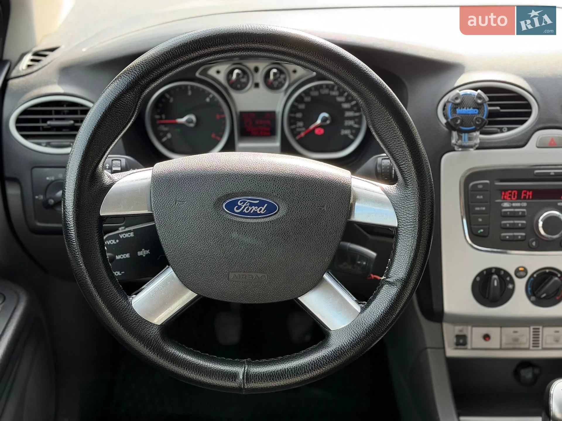 2010 Ford Focus - мініатюра 23