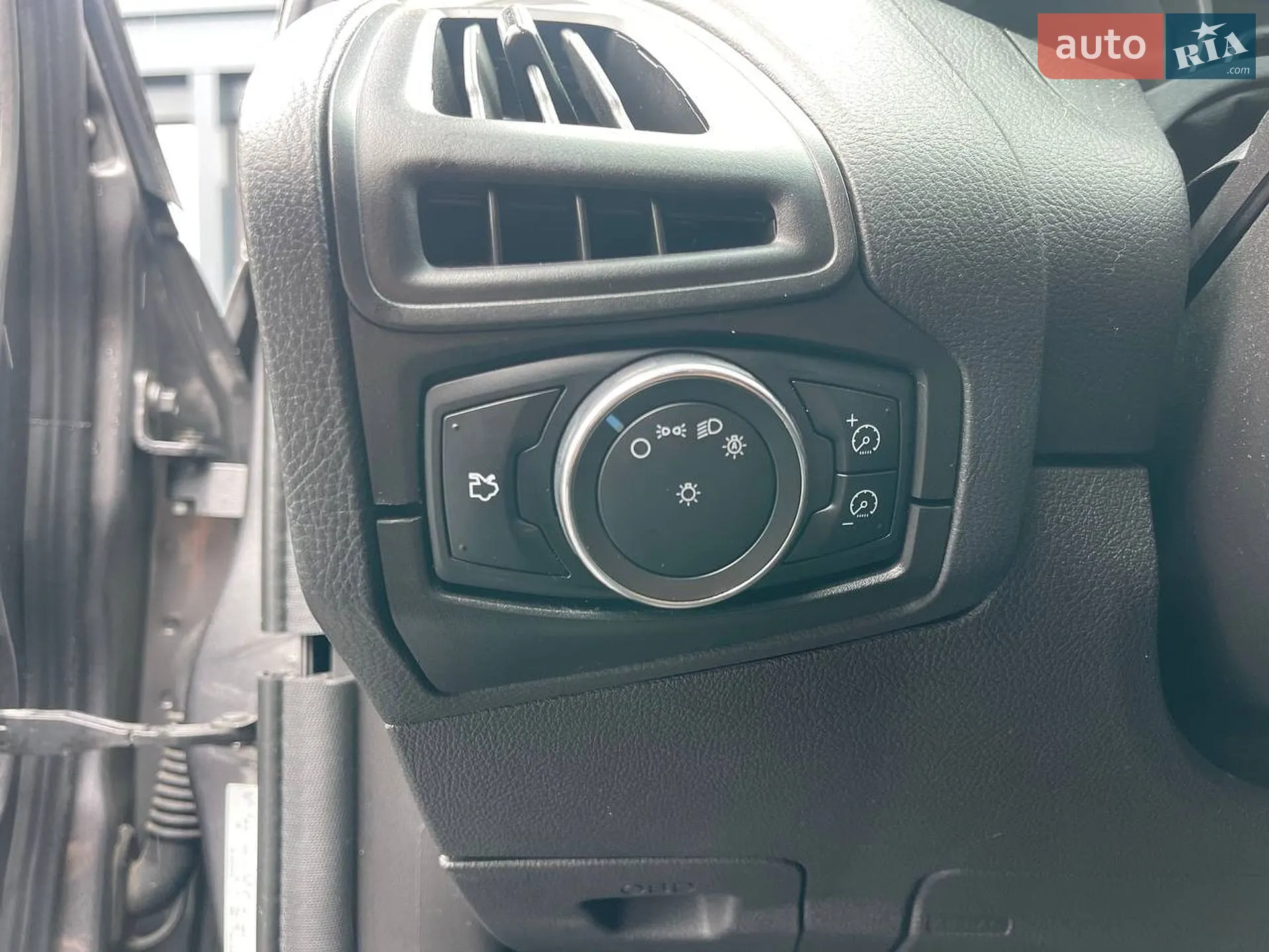2013 Ford Focus - мініатюра 17