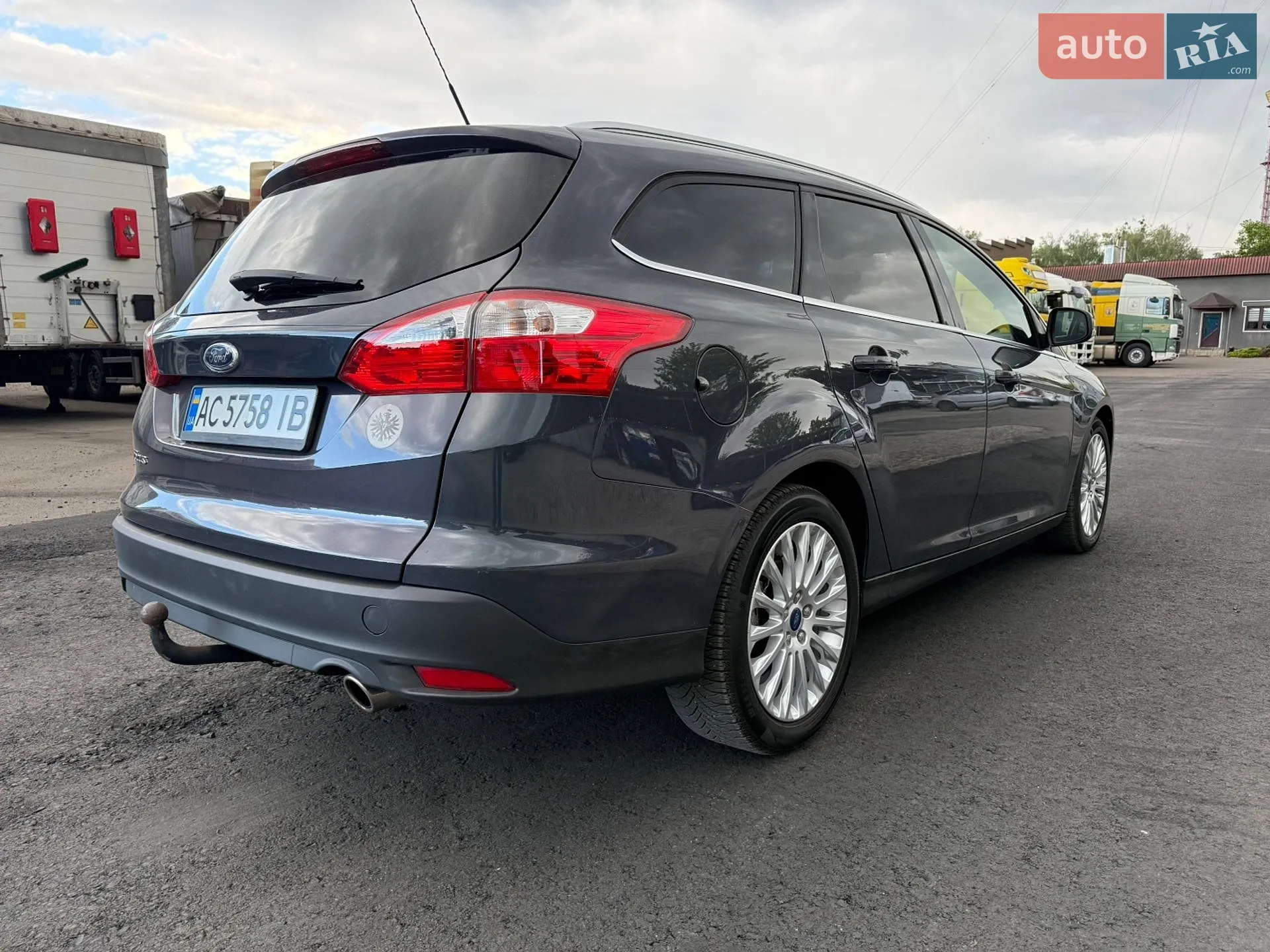2011 Ford Focus - мініатюра 10