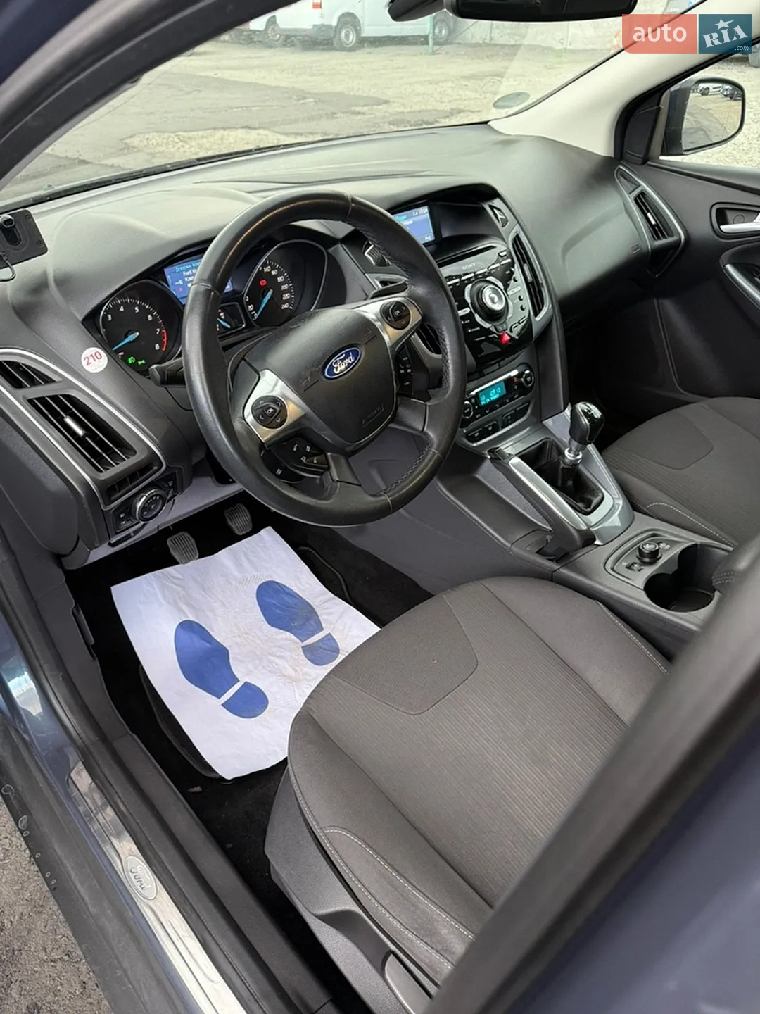 2011 Ford Focus - мініатюра 17