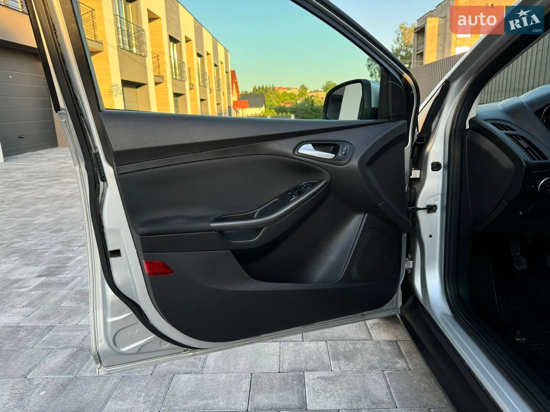 2015 Ford Focus - мініатюра 57