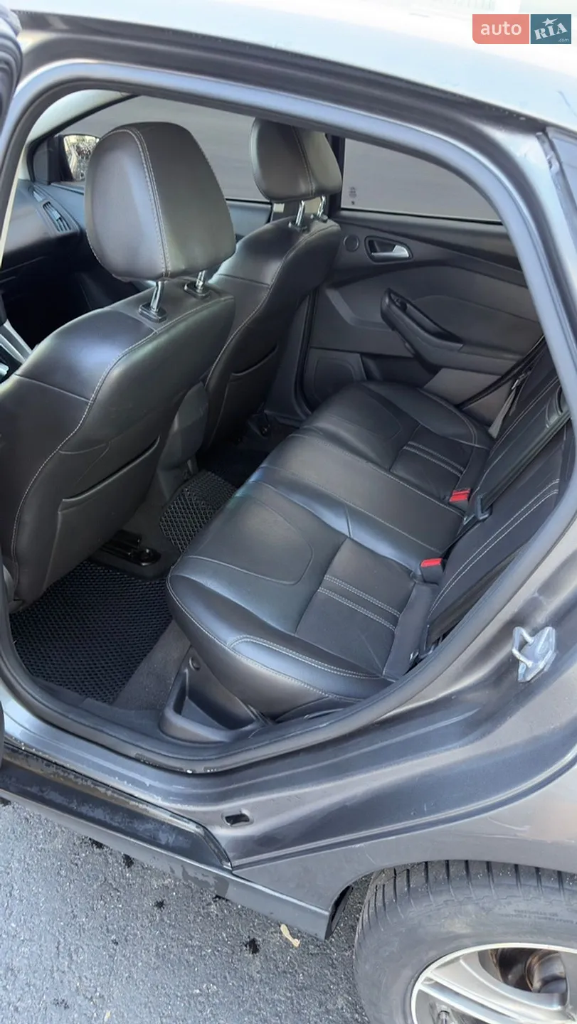 2012 Ford Focus - мініатюра 11