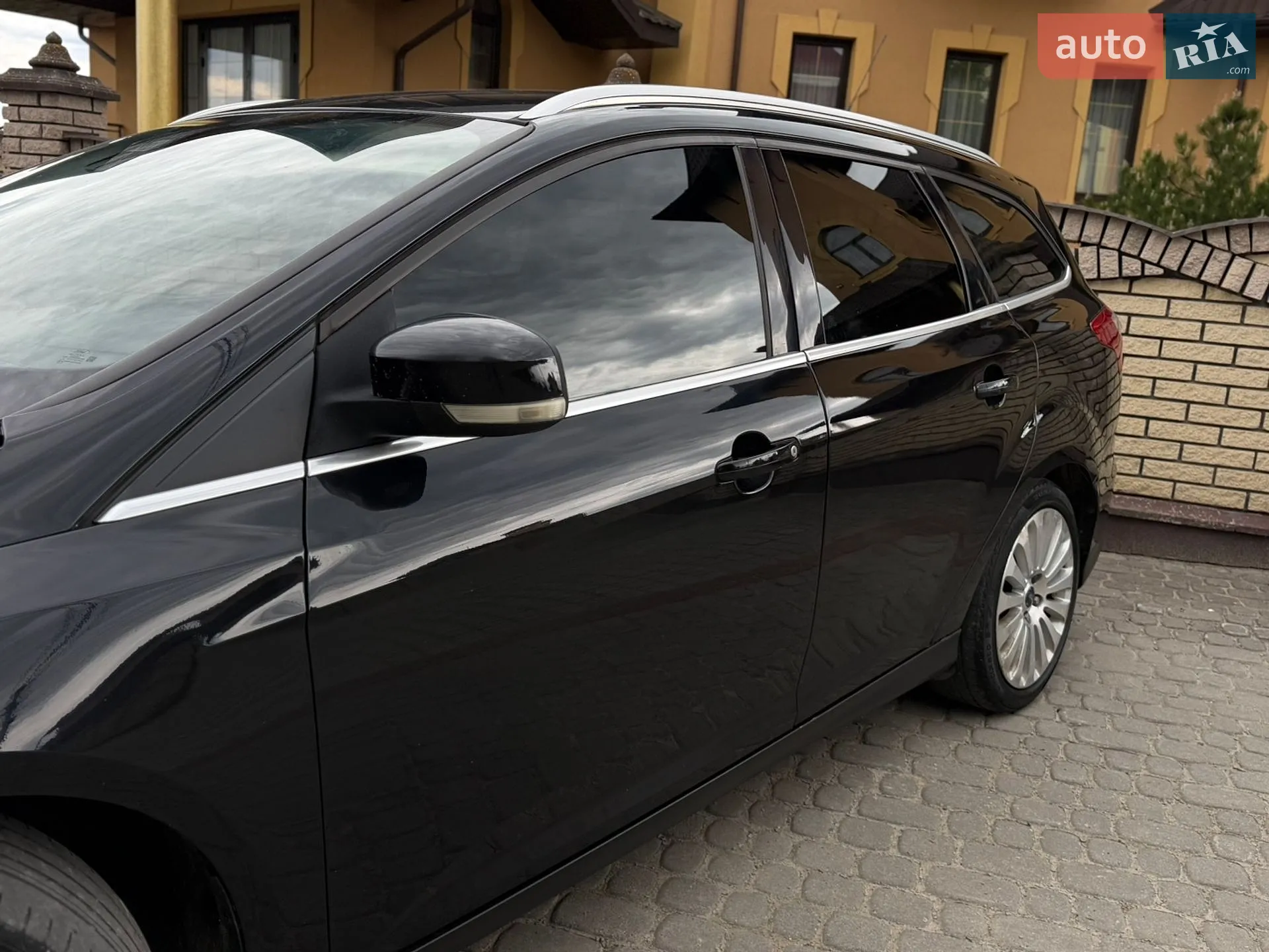 2011 Ford Focus - мініатюра 11