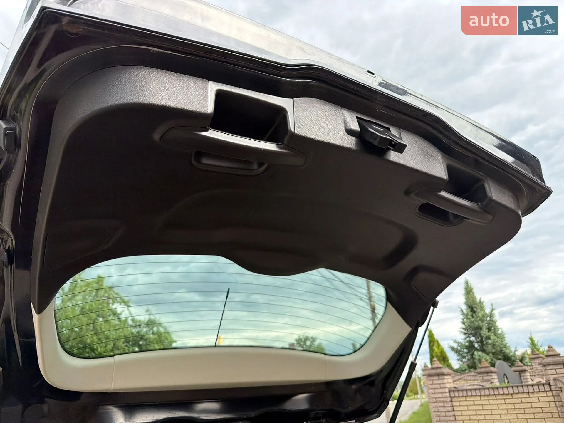 2011 Ford Focus - мініатюра 104
