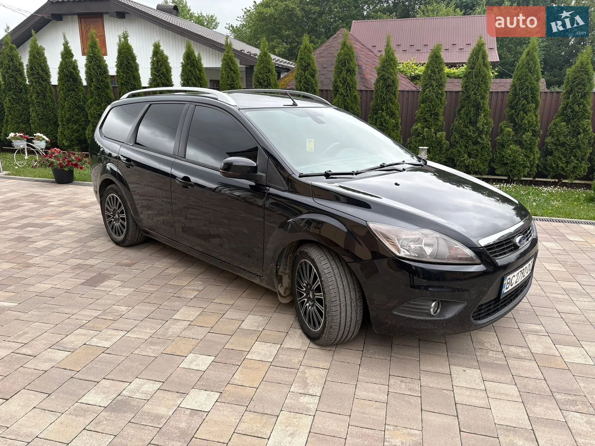 2010 Ford Focus - мініатюра 15