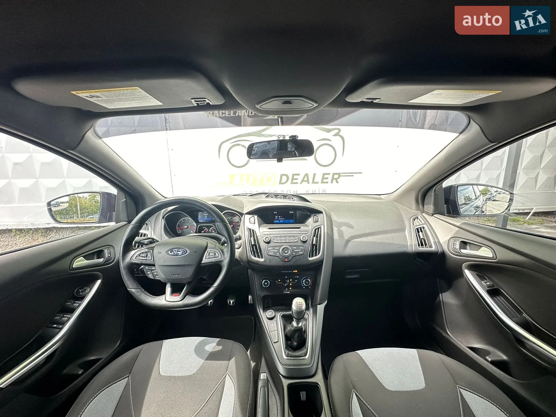 2017 Ford Focus - мініатюра 21