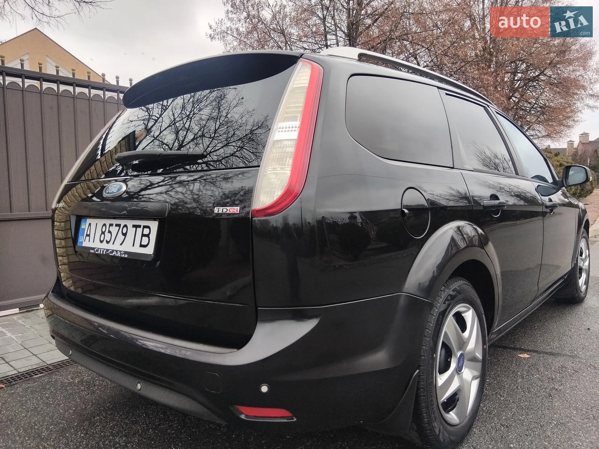 2010 Ford Focus - мініатюра 8