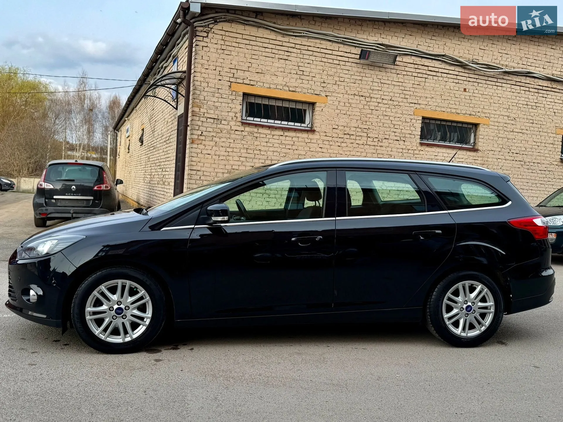 2012 Ford Focus - мініатюра 14