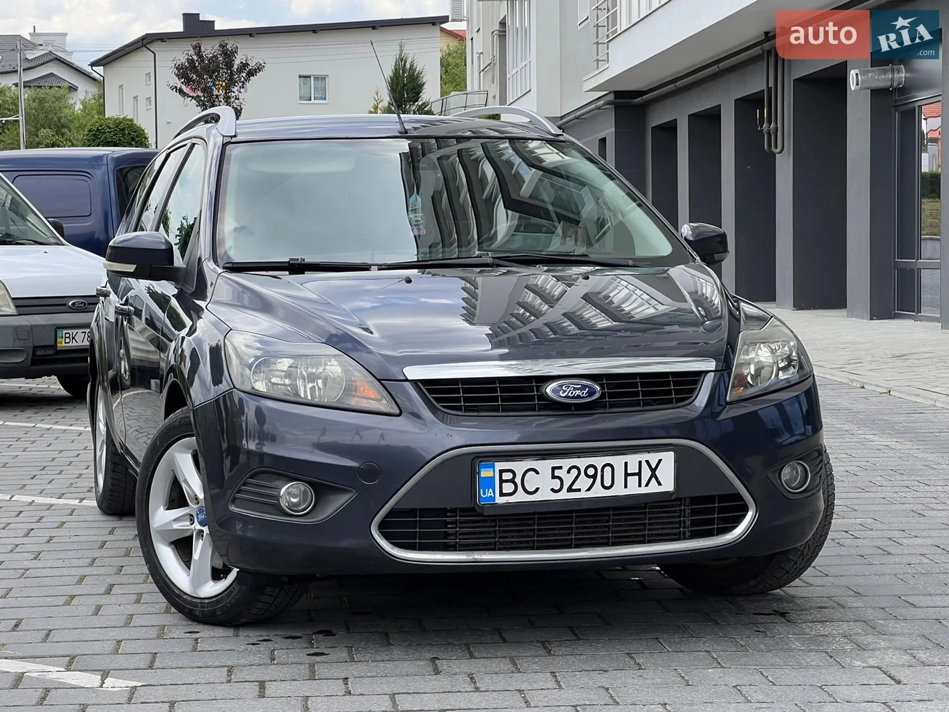 2010 Ford Focus - мініатюра 9