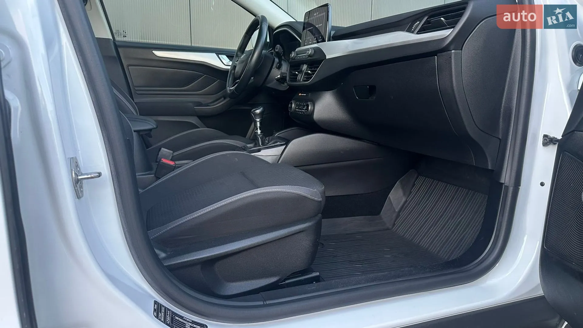2020 Ford Focus - мініатюра 6