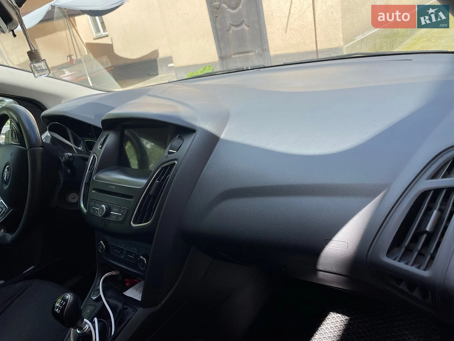 2017 Ford Focus - мініатюра 17