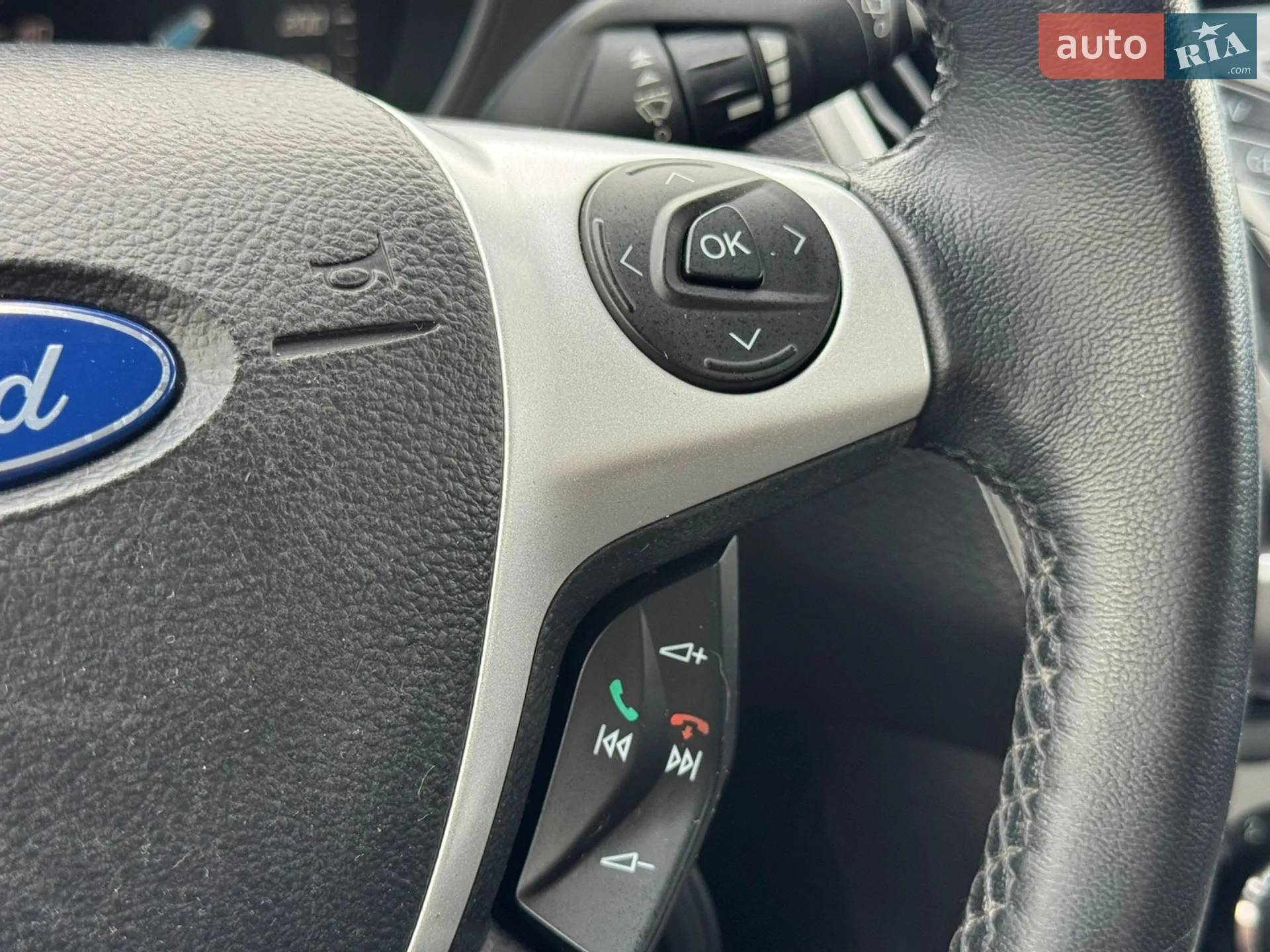 2011 Ford Focus - мініатюра 47