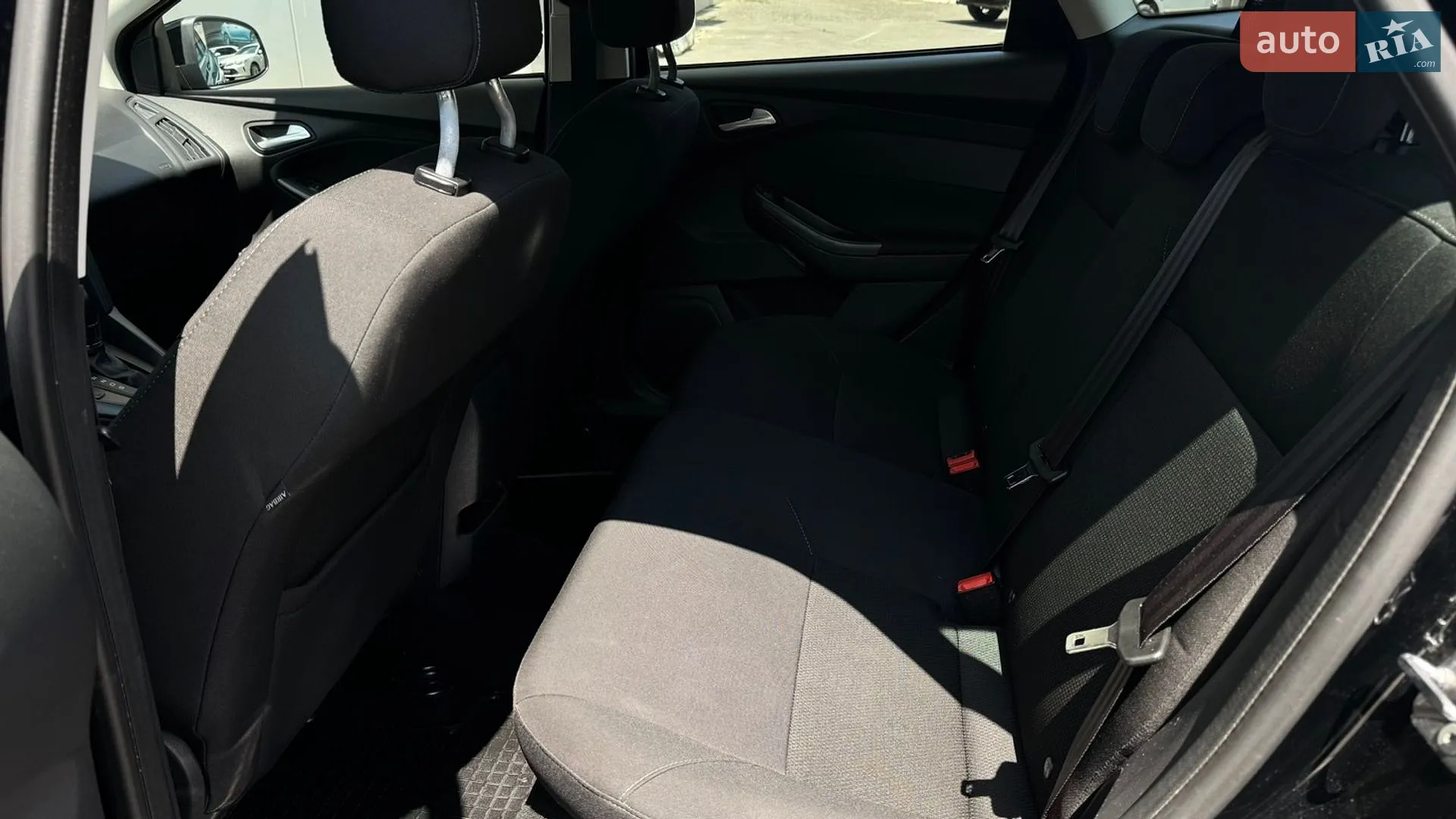 2016 Ford Focus - мініатюра 9