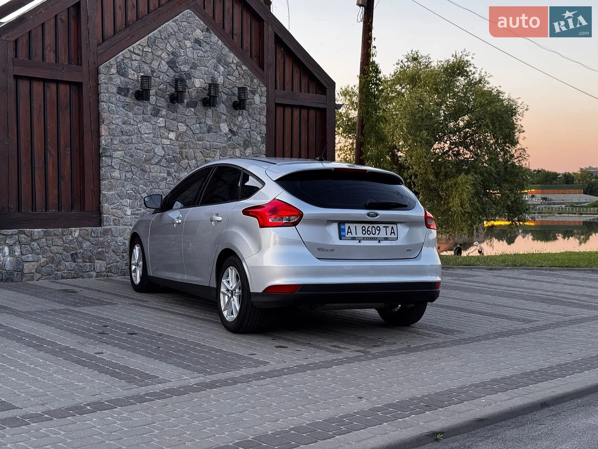 2016 Ford Focus - мініатюра 9