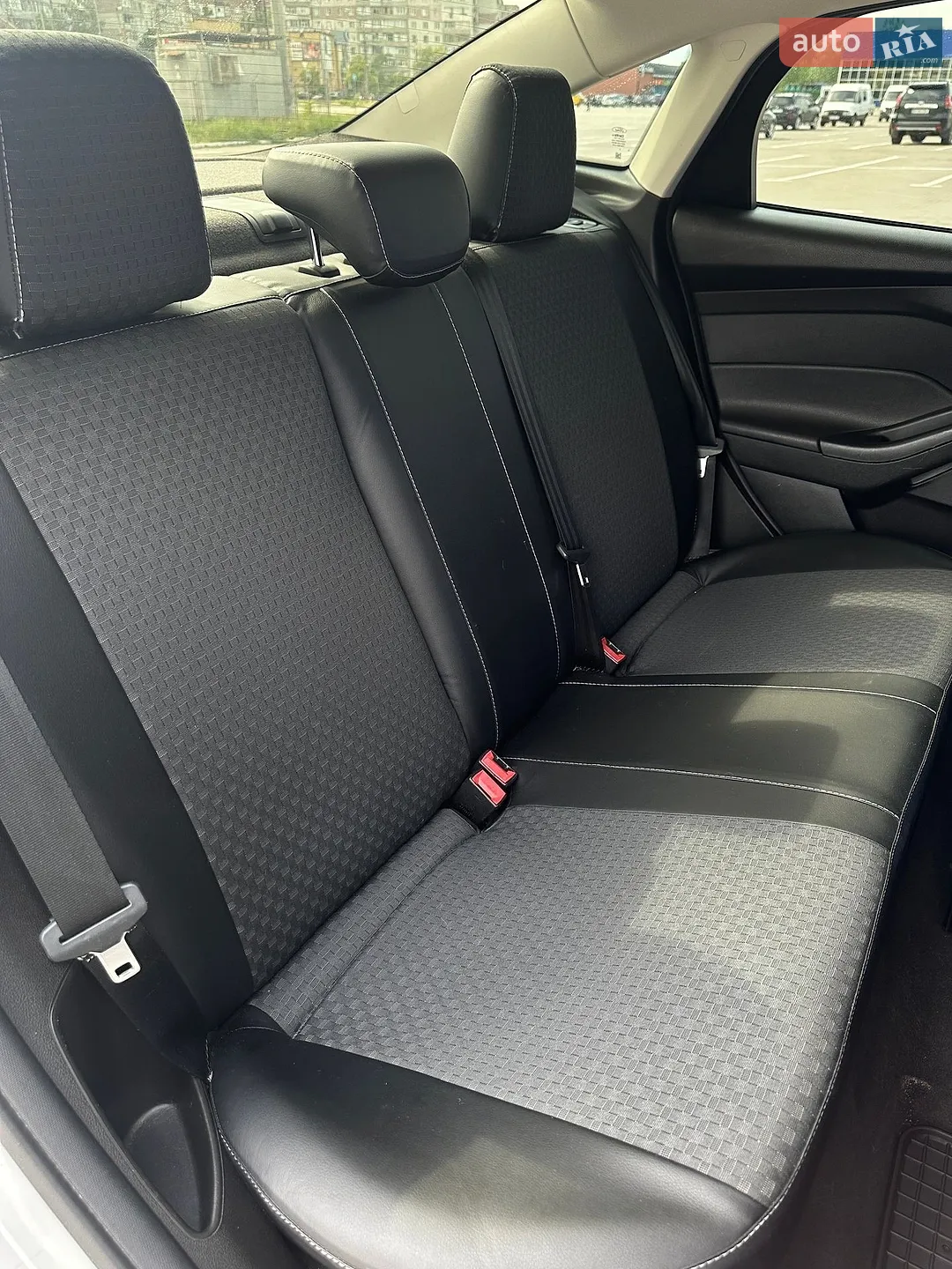 2015 Ford Focus - мініатюра 19