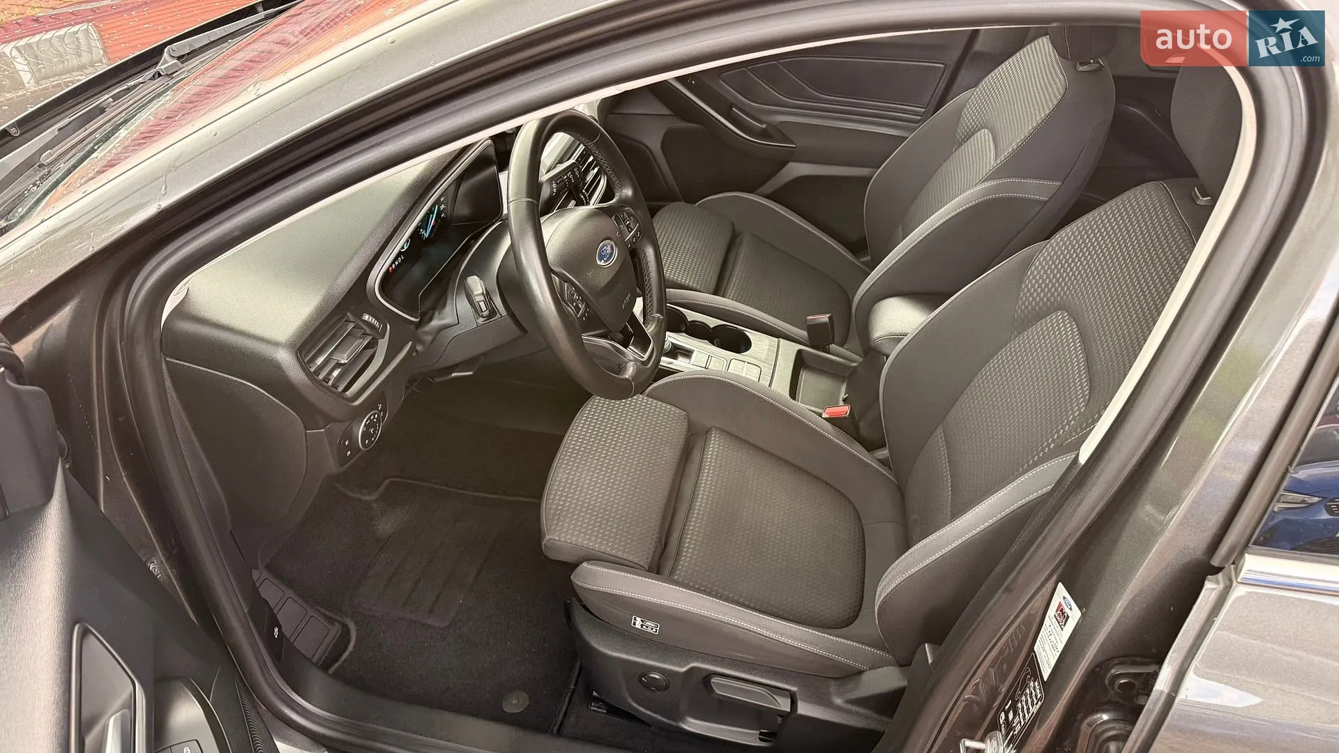 2021 Ford Focus - мініатюра 16