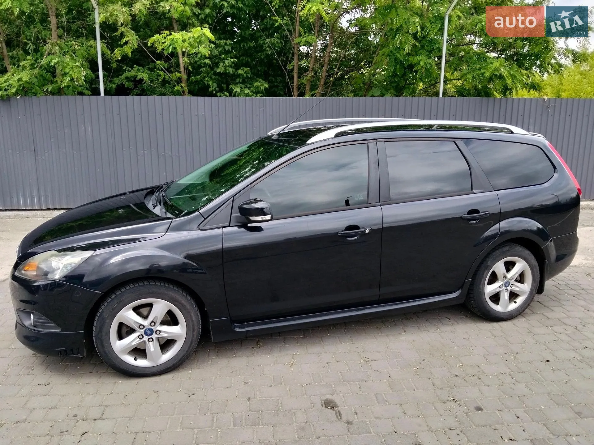 2010 Ford Focus - мініатюра 19
