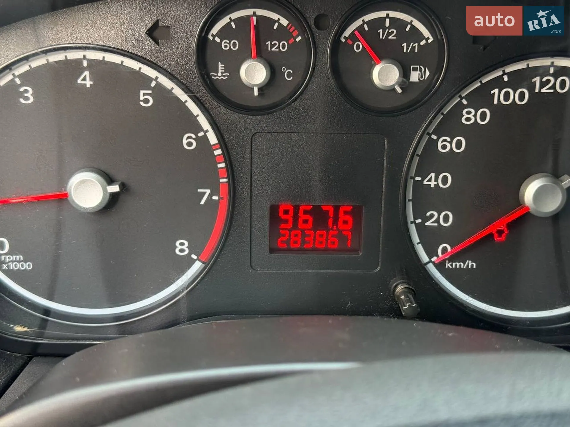 2010 Ford Focus - мініатюра 20