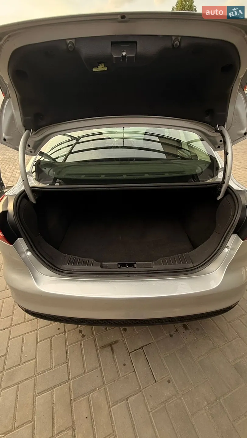2018 Ford Focus - мініатюра 13