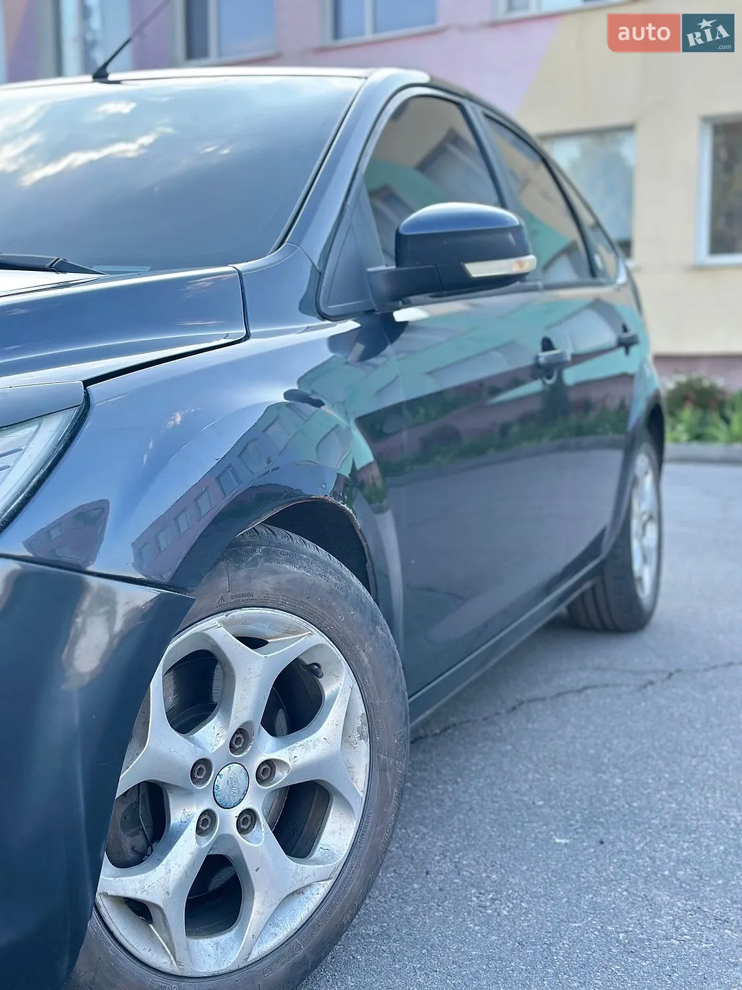 2010 Ford Focus - мініатюра 2