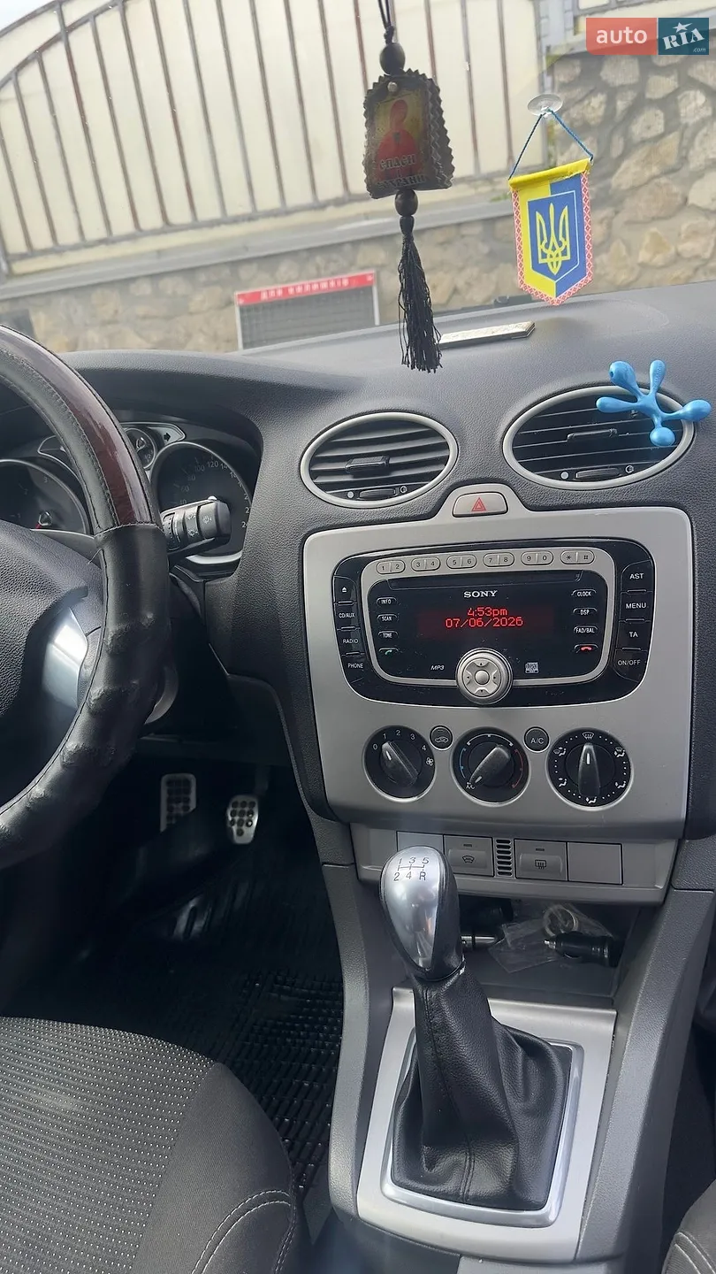 2010 Ford Focus - мініатюра 12