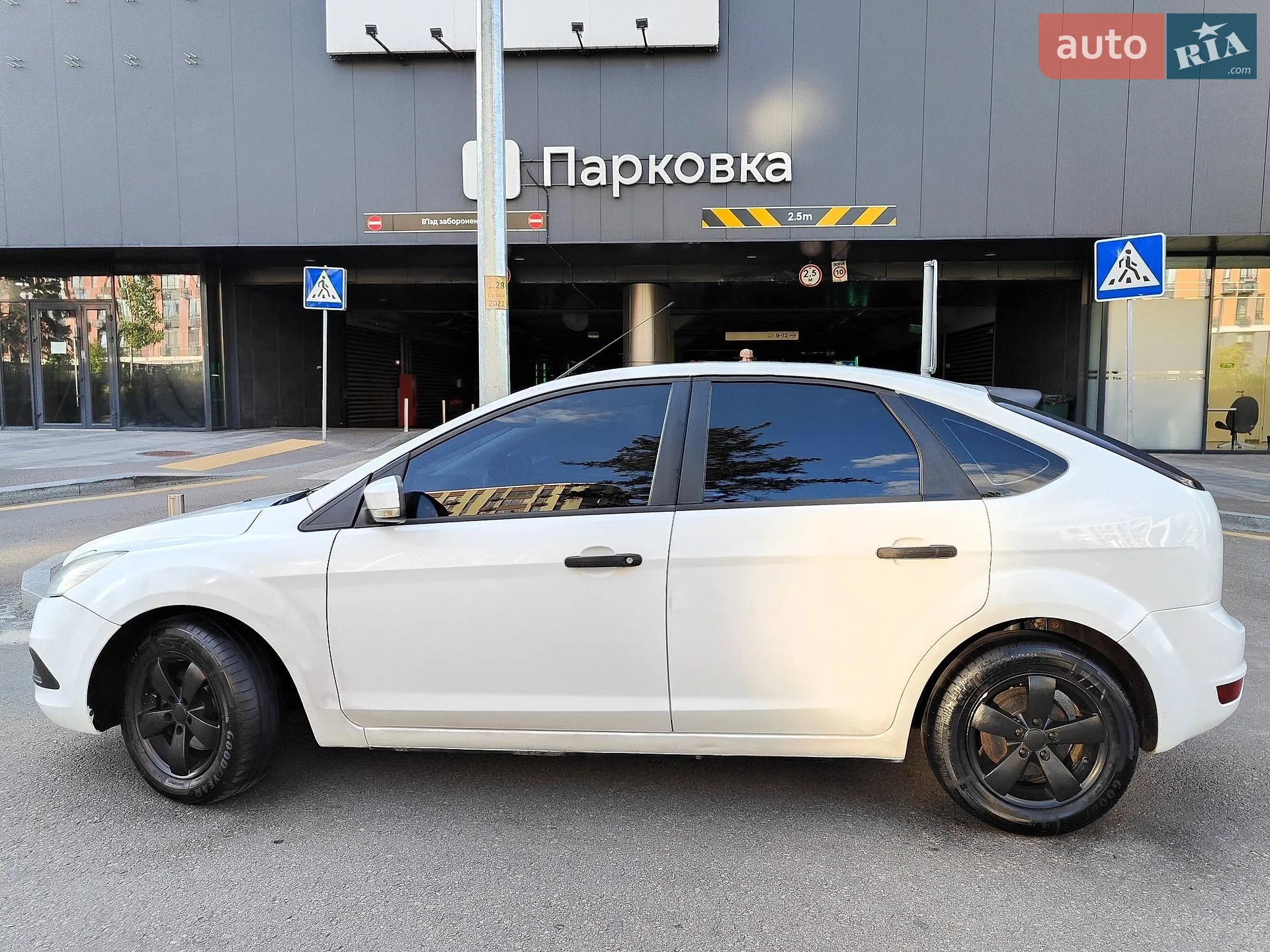 2011 Ford Focus - мініатюра 12