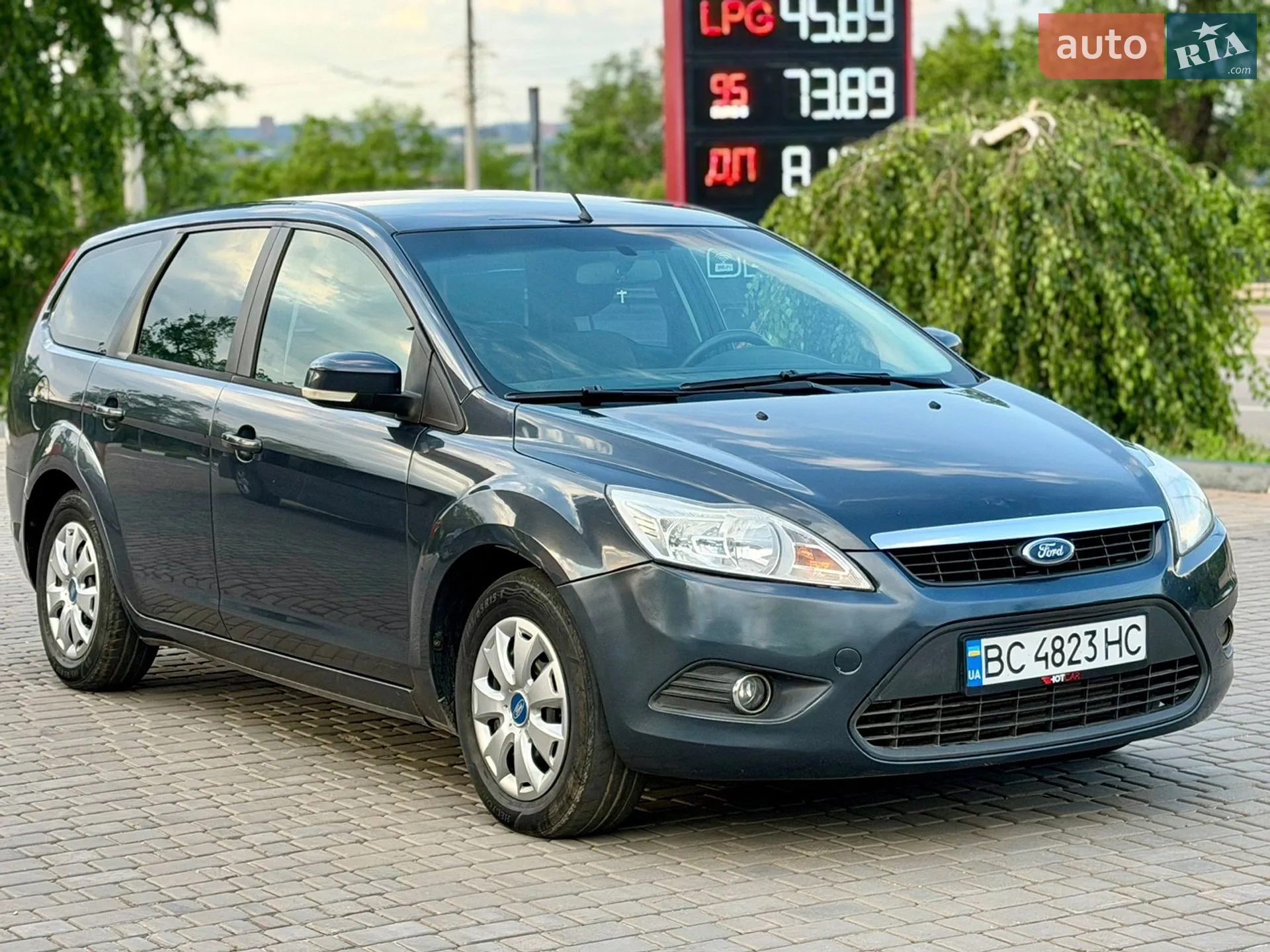2010 Ford Focus - мініатюра 14