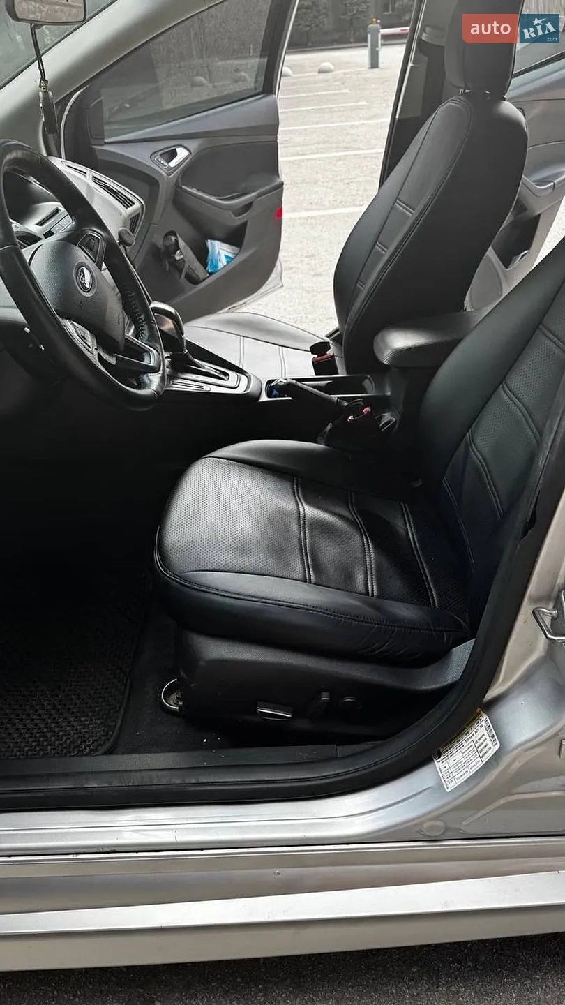 2015 Ford Focus - мініатюра 15