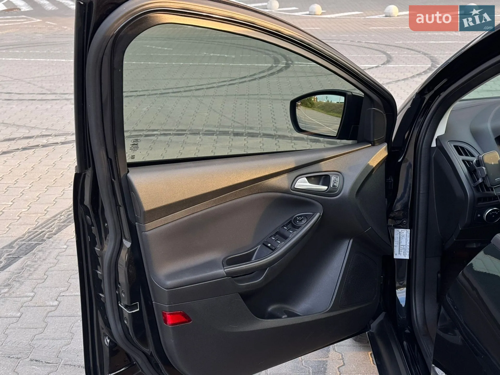 2015 Ford Focus - мініатюра 9