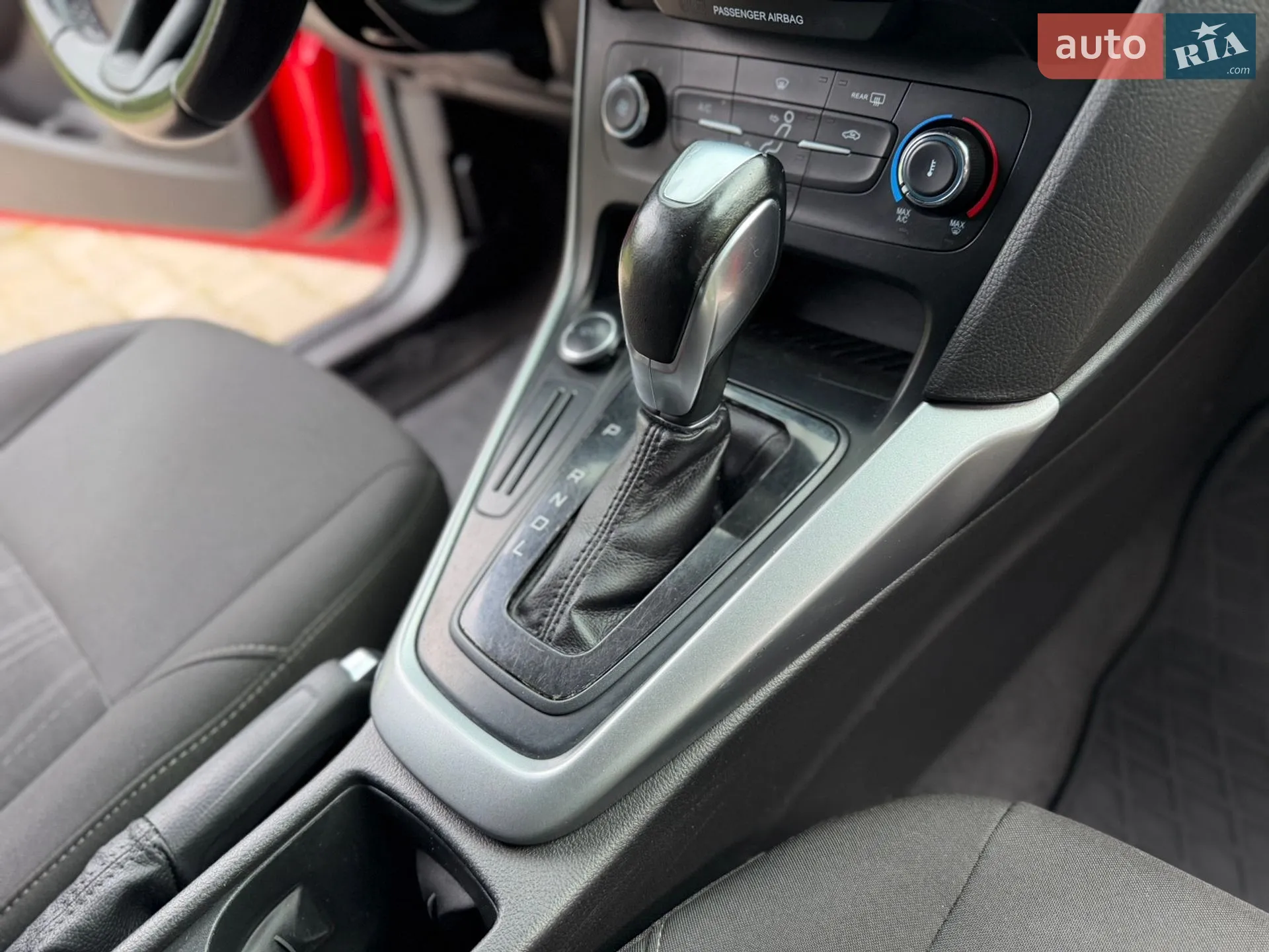 2015 Ford Focus - мініатюра 25