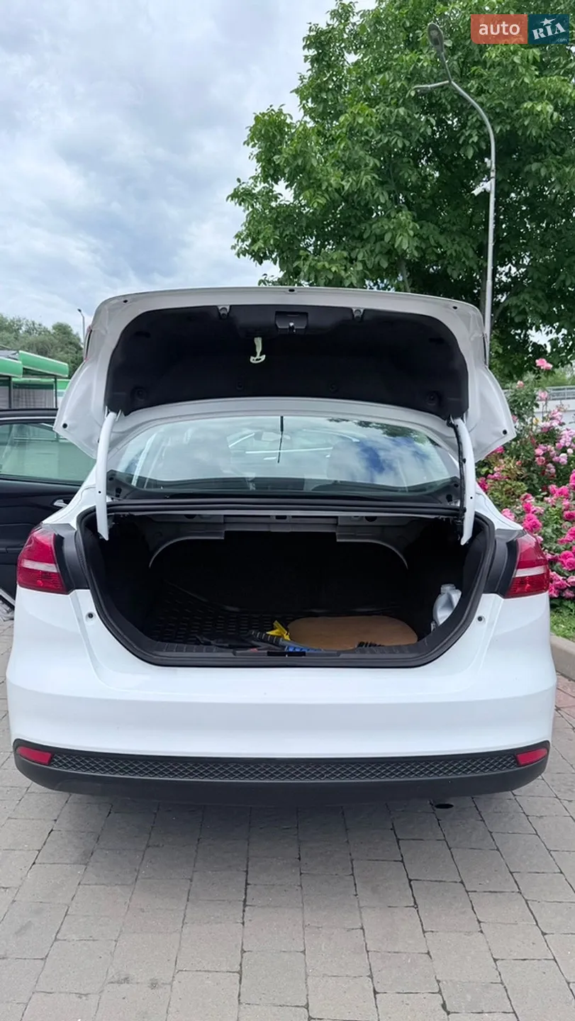 2015 Ford Focus - мініатюра 10
