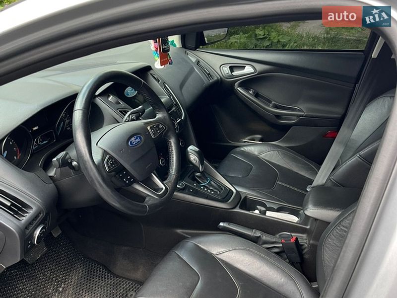 Седан Ford Focus 2016 в Звягелі фото 15 Седан Ford Focus 2016 в Звягелі