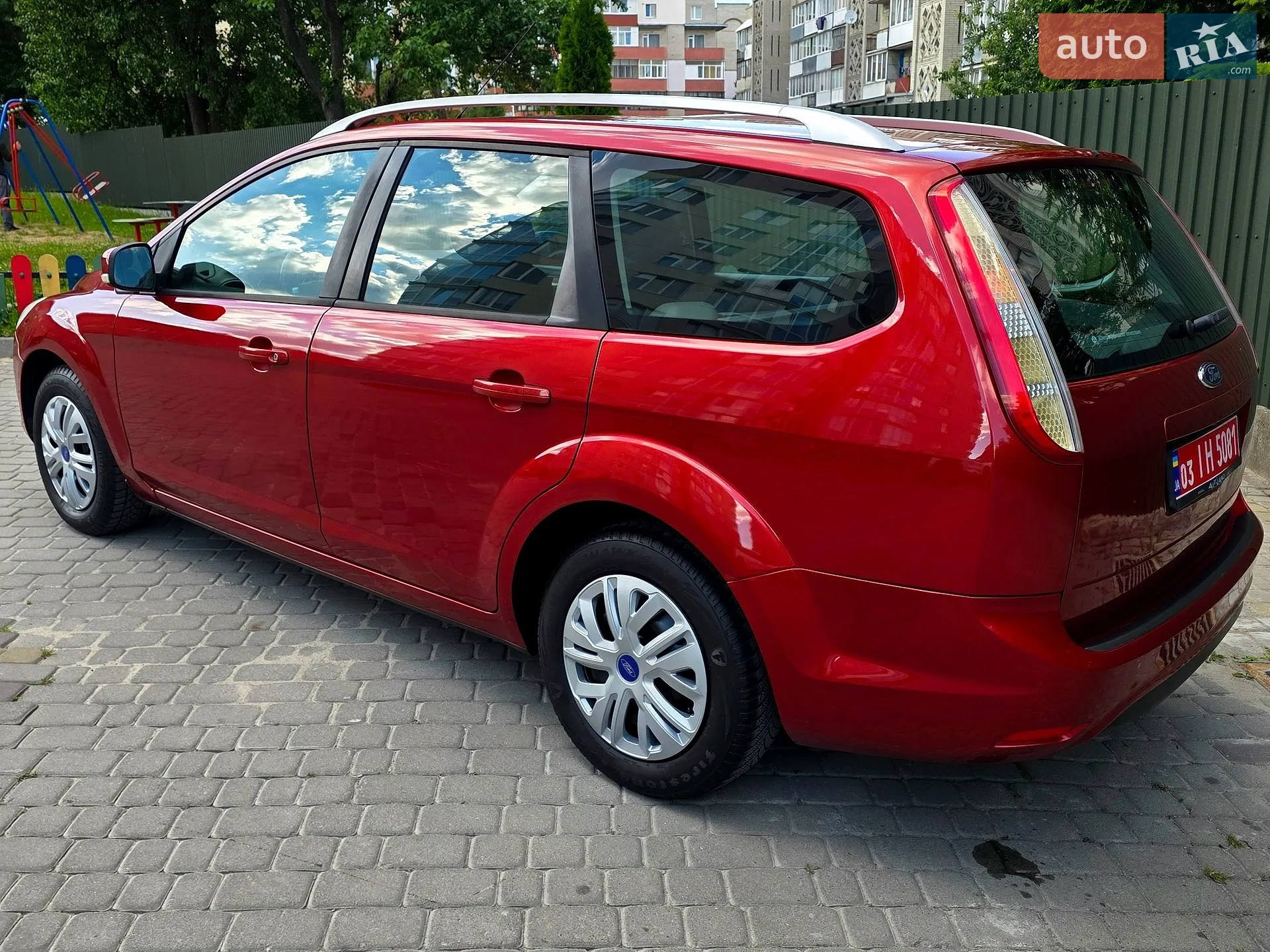 2010 Ford Focus - мініатюра 11