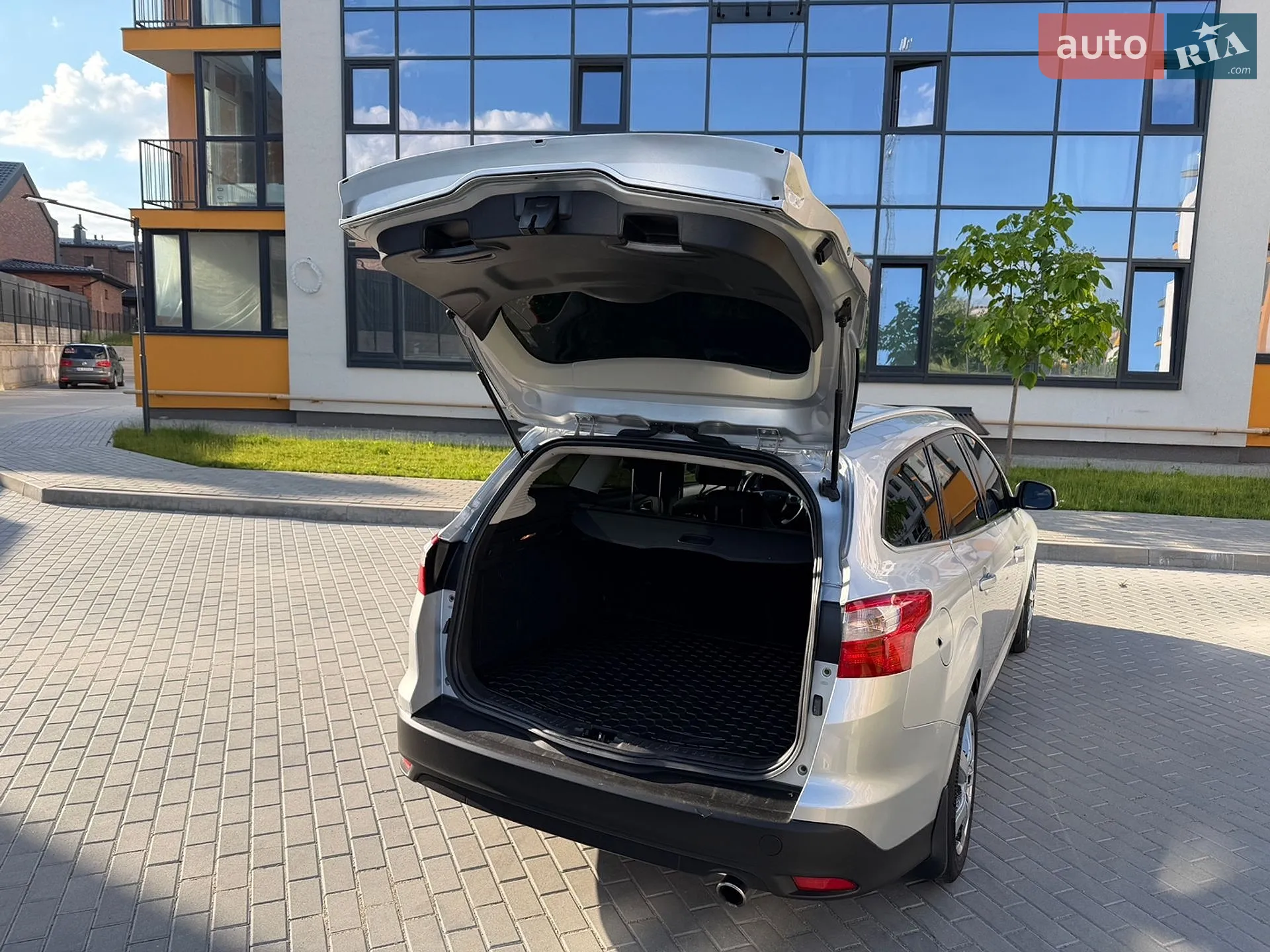 2011 Ford Focus - мініатюра 11