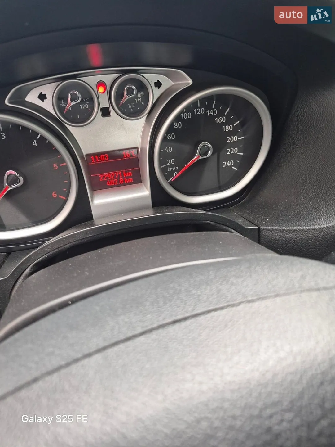 2010 Ford Focus - мініатюра 8