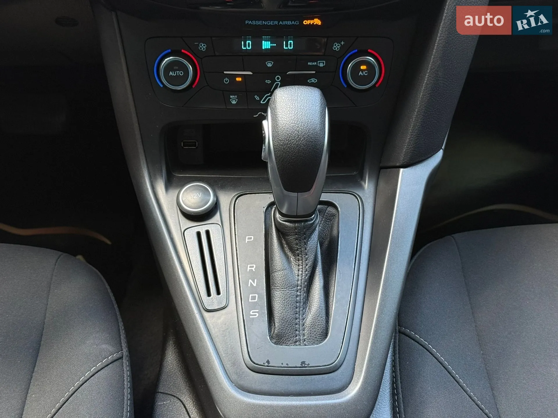2017 Ford Focus - мініатюра 39