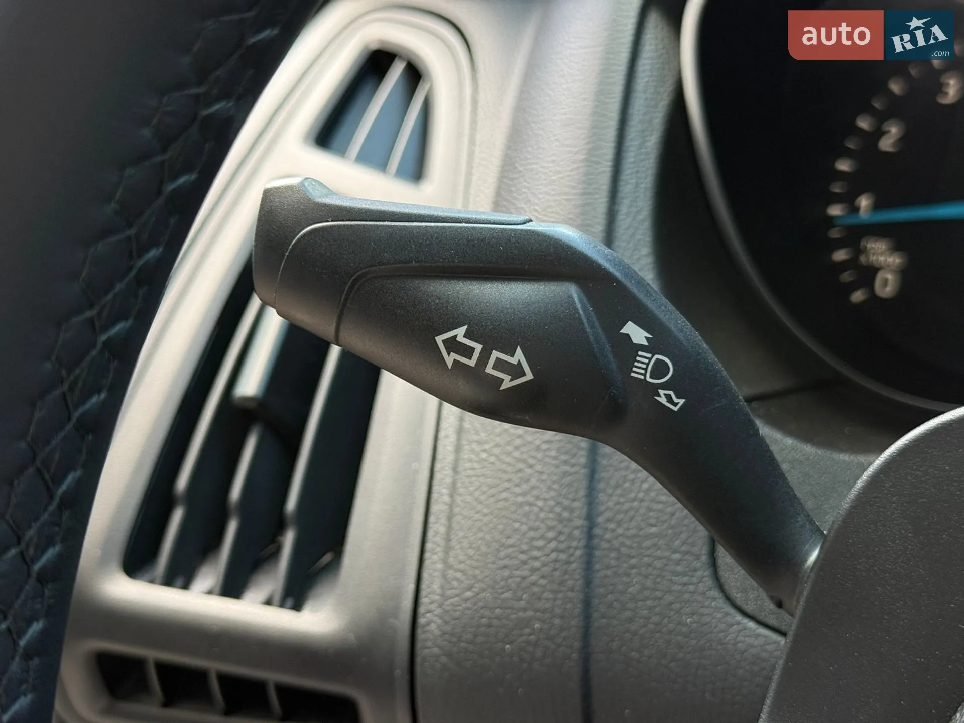 2017 Ford Focus - мініатюра 44