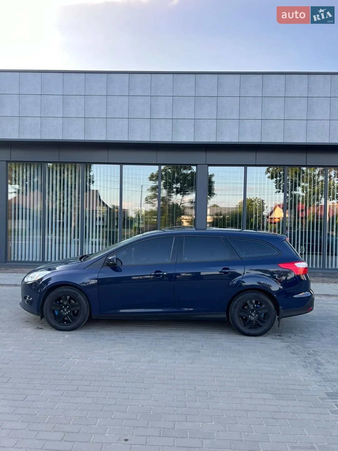 2011 Ford Focus - мініатюра 9