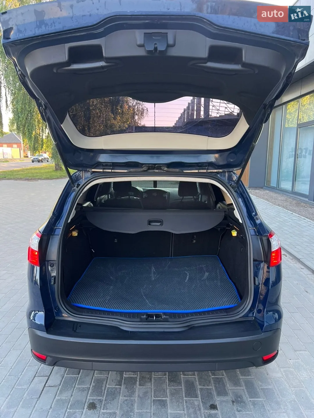 2011 Ford Focus - мініатюра 11