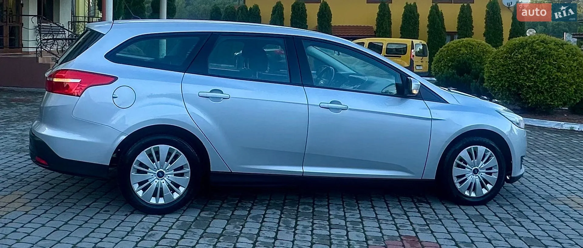 2015 Ford Focus - мініатюра 10