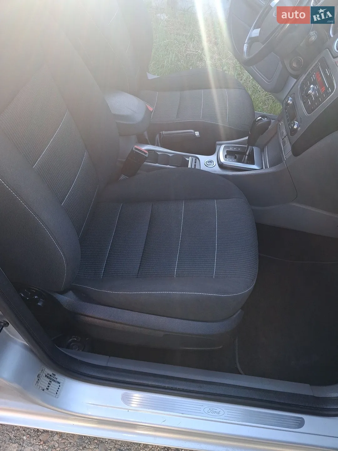 2010 Ford Focus - мініатюра 8