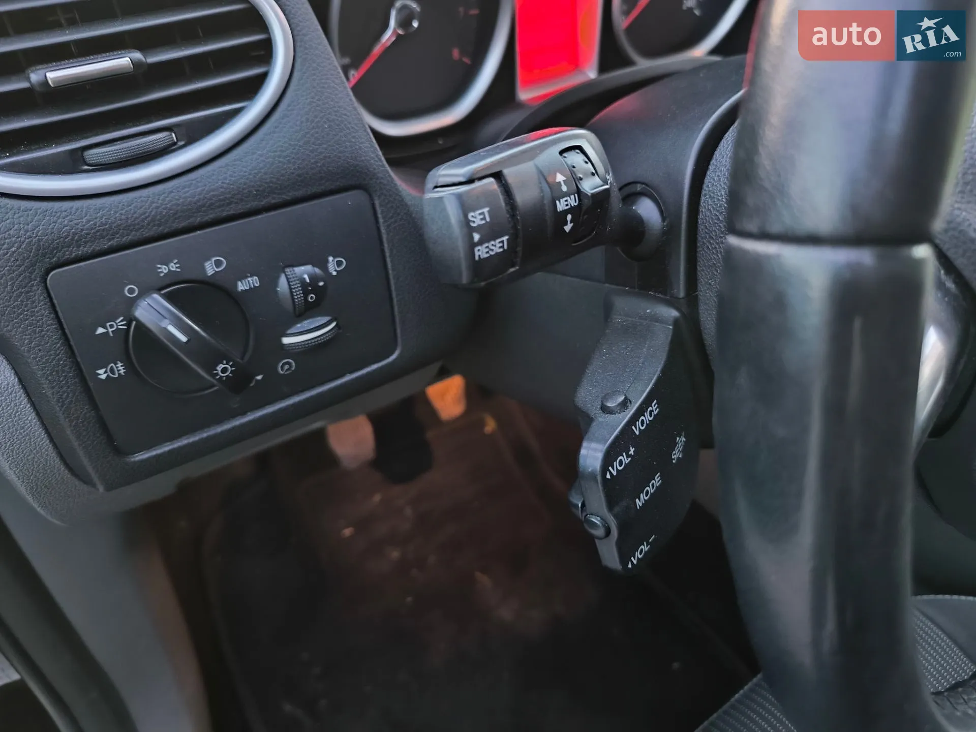 2010 Ford Focus - мініатюра 51